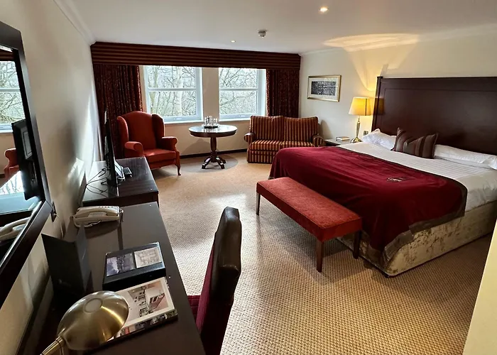 Macdonald Norwood Hall Hotel